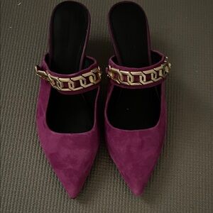 Sanctuary Purple Mules with Gold Chain Accent